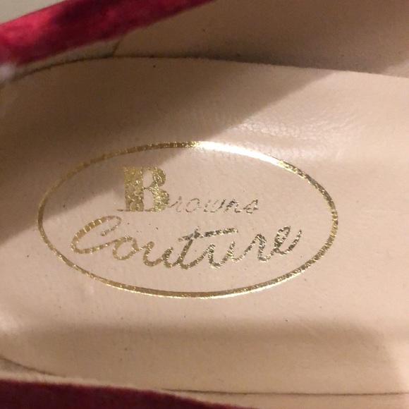 RED VELVET HEELS - BROWNS - Picture 3 of 7